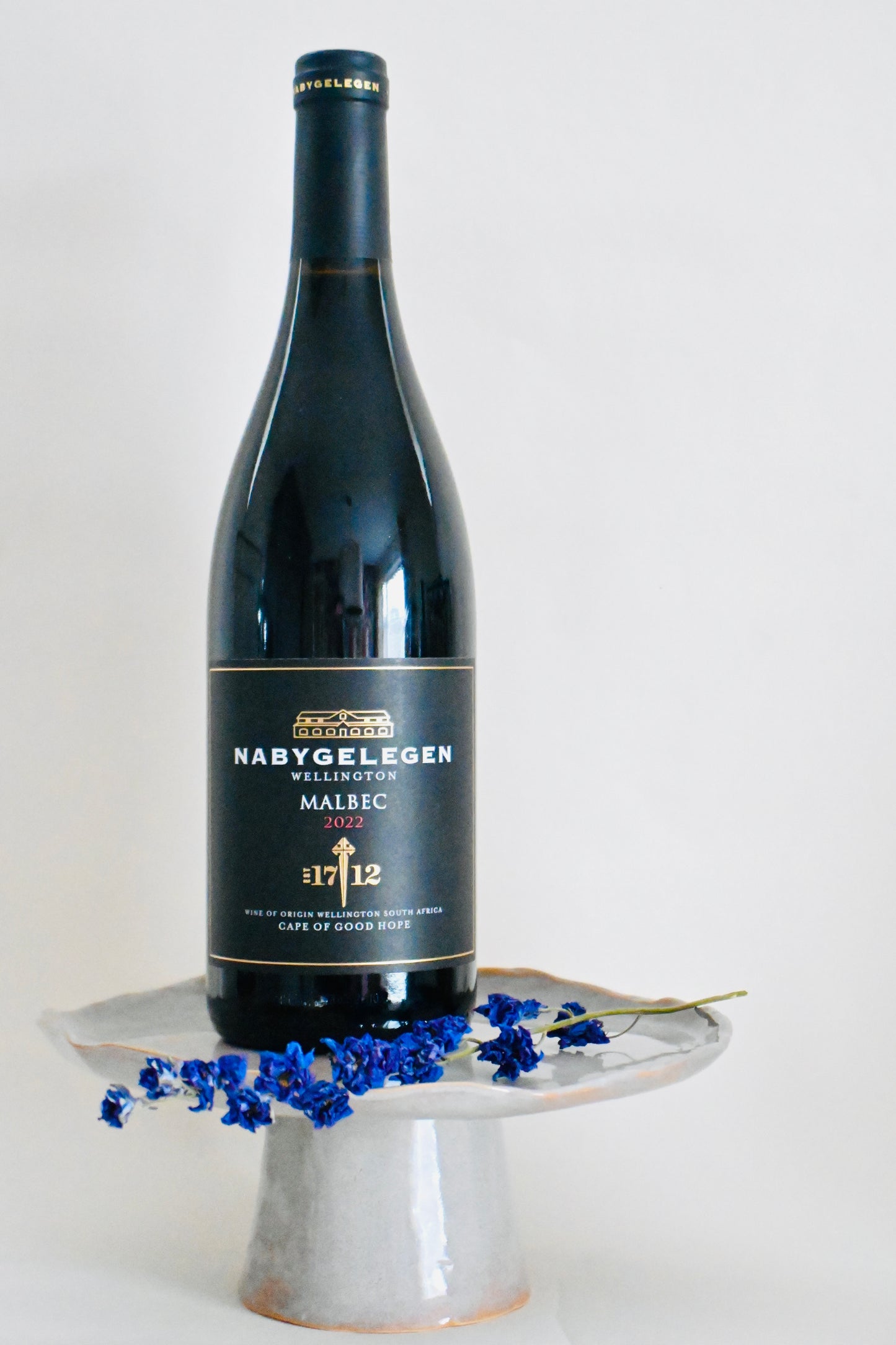 WINE|SIX Regte Stories x Nabygelegen