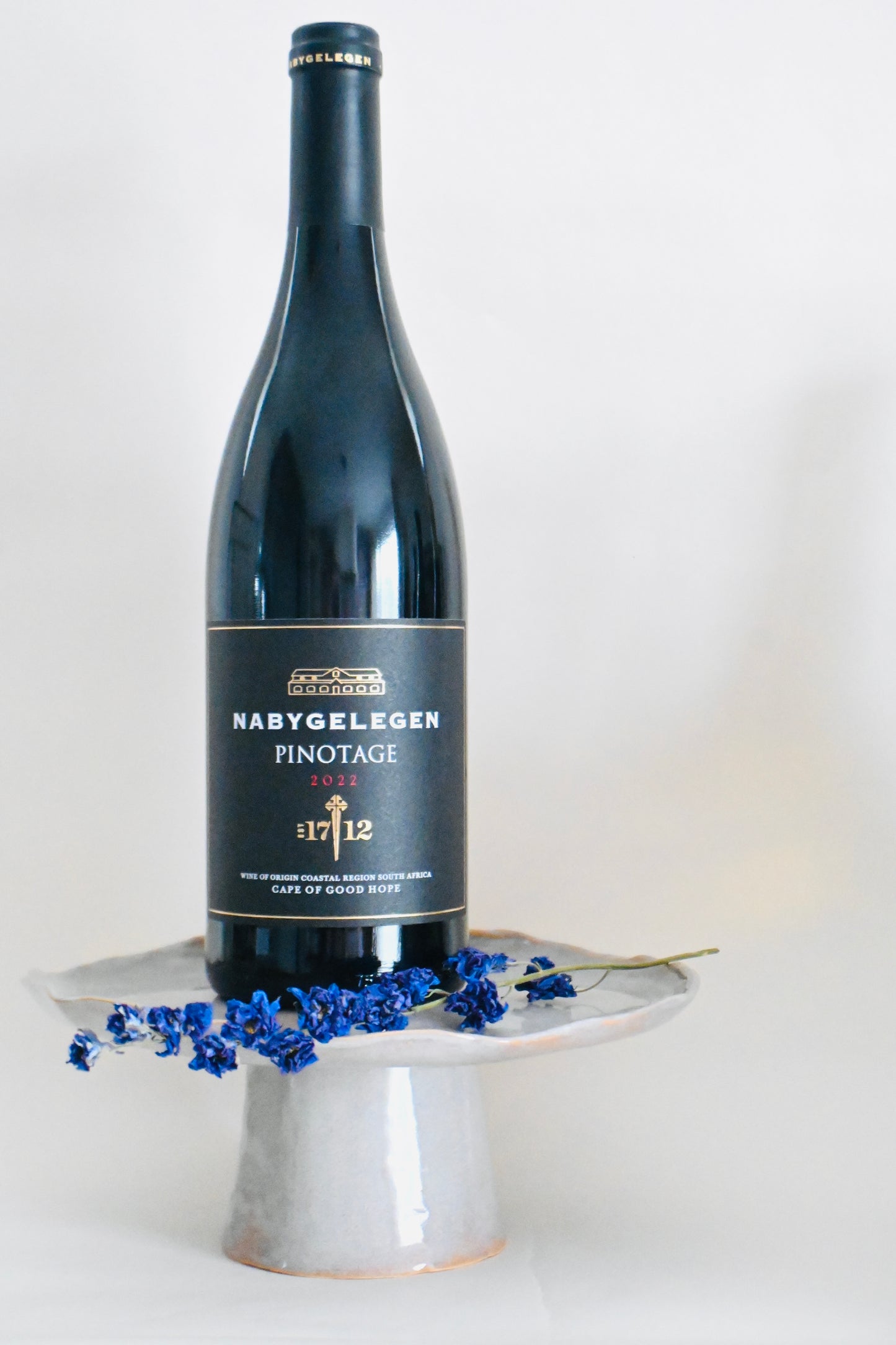 WINE|SIX Regte Stories x Nabygelegen