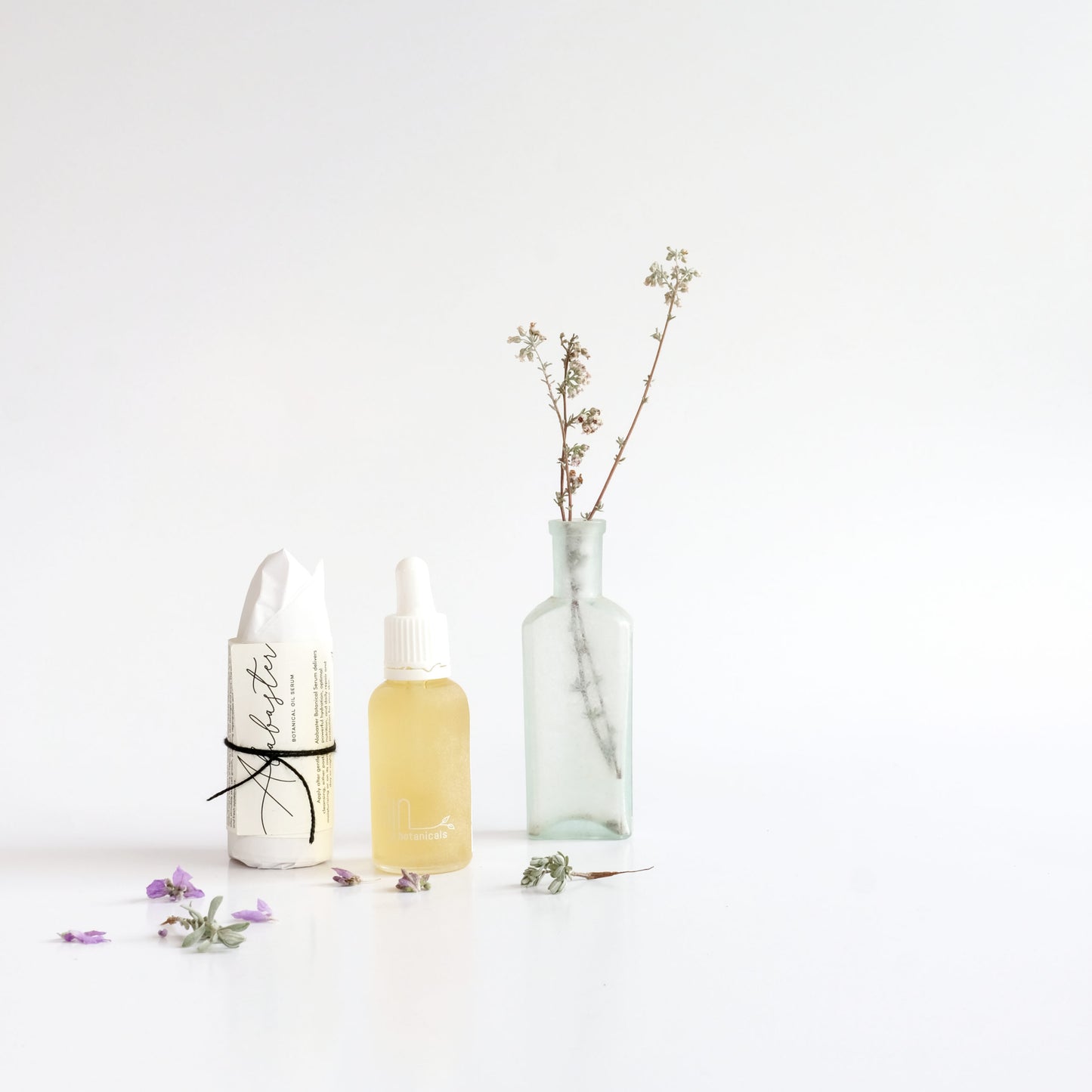 Alabaster Botanical Serum