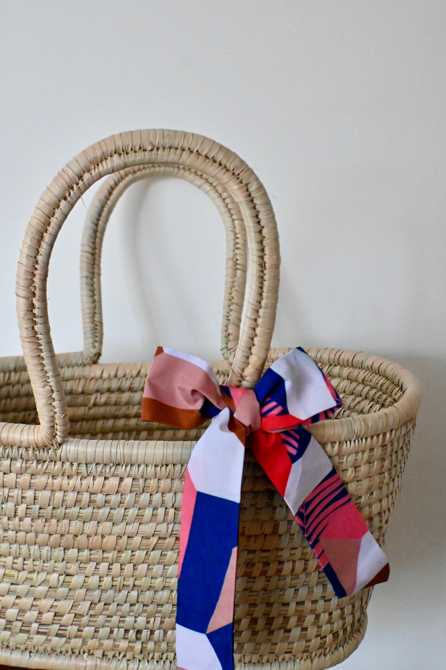 Handgemaakte rieten manden