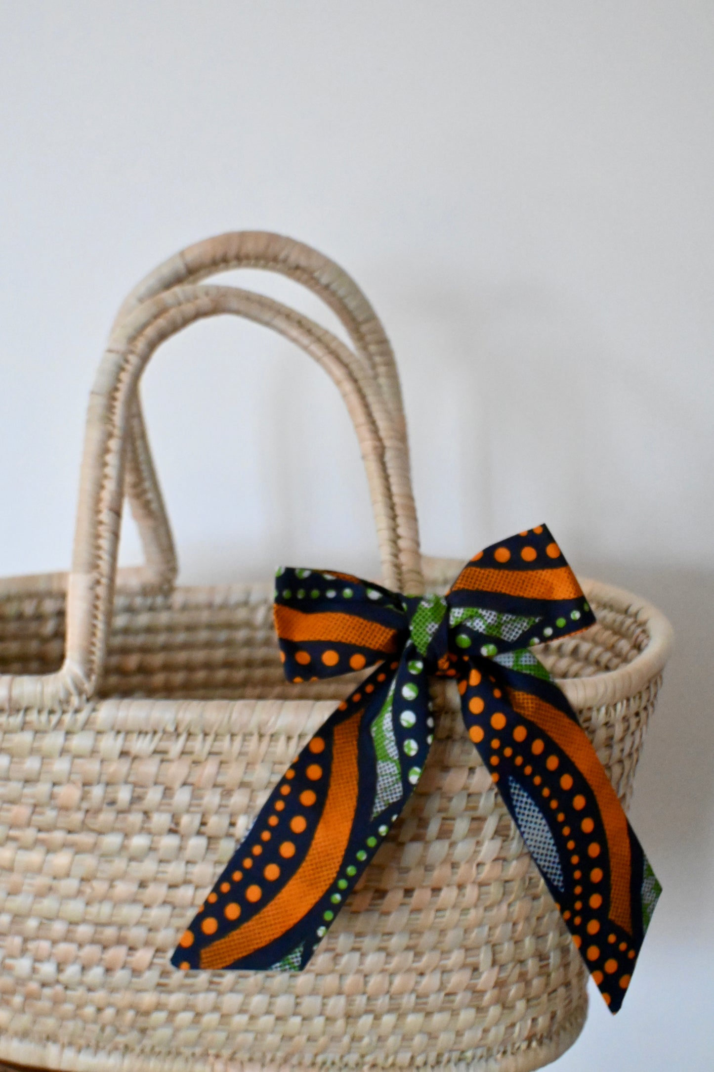 Handgemaakte rieten manden